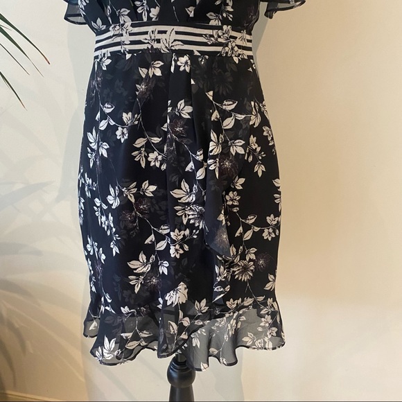 SHEIKE Halter Neck Floral Black Dress Ruffle Detail Elegant Cocktail Striped 8 - Picture 6 of 15